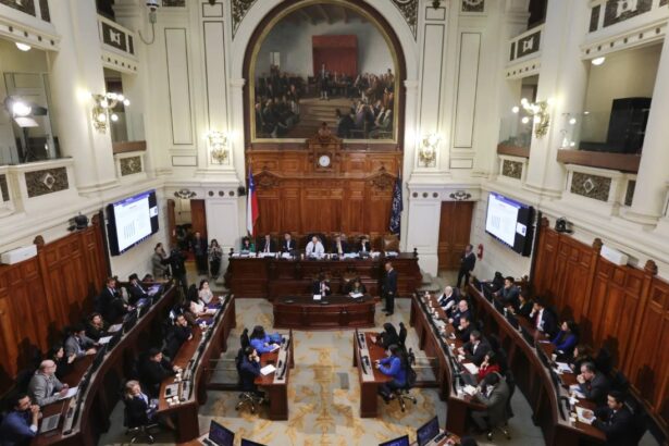 Senado avanza en proyecto de ley para agilizar autorizaciones sectoriales y fomentar inversión en Chile