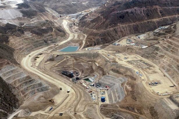 Perú cierra mina Florencia-Tucari para combatir contaminación en Moquegua: Acciones y financiamiento detallados