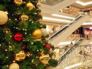 Horarios de Navidad y Año Nuevo en Malls de Chile: Guía Completa para Planificar tus Compras Festivas