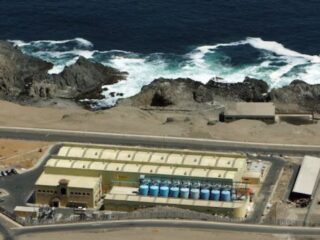 Chile apuesta por la desalación: 24 nuevas plantas para combatir la crisis hídrica y asegurar el suministro de agua