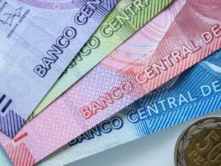 Gobierno Aprueba Aumento Salarial y Bono Invierno 2025 para Empleados Públicos y Pensionados