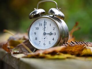 Chile 2025: Todo sobre el Cambio al Horario de Invierno y su Impacto en la Rutina Diaria