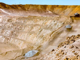 Alcaldesa sorprendida: Sierra Gorda podría ser "zona saturada" sin aviso.