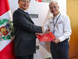 Perú: Ministro energía resalta potencial hidrocarburos y busca inversiones en Amazonía.