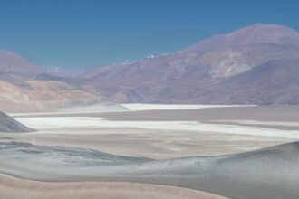 Solicitan cambio de fiscal en causa por compra de empresa fantasma de litio por Codelco