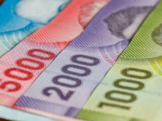 Chile ajusta sueldo mínimo a $510.500 en respuesta a la inflación: detalles del nuevo decreto y expectativas de futuros aumentos