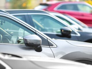 Tasación Fiscal 2025 y Pago del Permiso de Circulación 2025: Fechas Clave, Proceso y Multas por Retraso