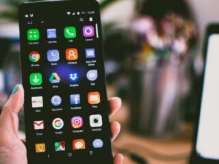 Descubre Qué Aplicaciones Comprometen Más Tus Datos Personales en 2025: Análisis Completo de Nsoft