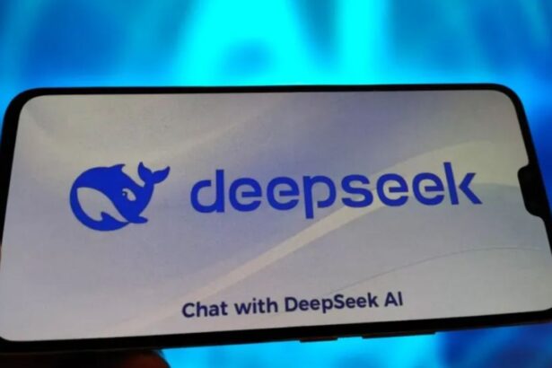 DeepSeek revoluciona la IA con eficiencia energética y desafía el futuro de la energía nuclear