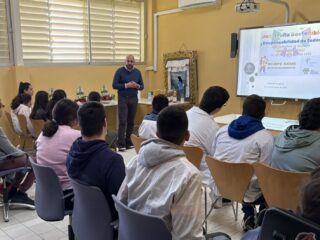 Flacema y Cementos Portland Valderrivas trasladan el compromiso de la industria cementera con la economía circular y el desarrollo sostenible al alumnado del Colegio Molinos del Guadaíra de Alcalá