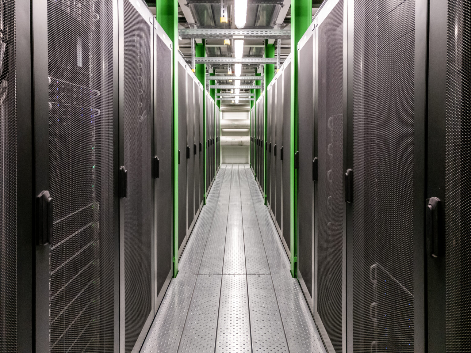 Chile avanza hacia centros de datos sostenibles con innovación tecnológica 