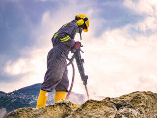 BHP lanza convocatoria en Chile y Latam buscando innovaciones para exploración y extracción de minerales críticos