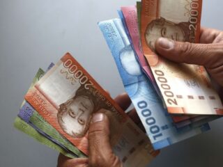 IPS pagará $224.000 a adultos mayores en abril: revisa los requisitos para acceder a la PGU