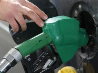 Importante Caída en el Precio de los Combustibles para la Próxima Semana