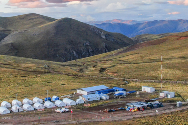 C3 Metals otorga opciones de compra de acciones de incentivo