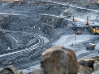 Descubrimiento histórico valorado en 5,6 billones de euros: geólogos encuentran el mayor yacimiento de hierro de la historia