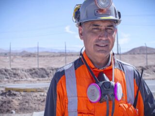 Nuevas vacantes laborales en Codelco: revisa los cargos disponibles en abril 2025