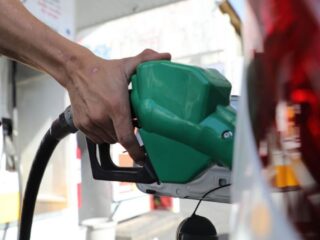 Precio de los combustibles al 1 de mayo: revisa si suben, bajan o se mantienen esta semana