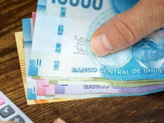 Sueldo mínimo sube a $529.000 desde el 1 de mayo: Gobierno y CUT logran acuerdo