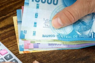Sueldo mínimo sube a $529.000 desde el 1 de mayo: Gobierno y CUT logran acuerdo