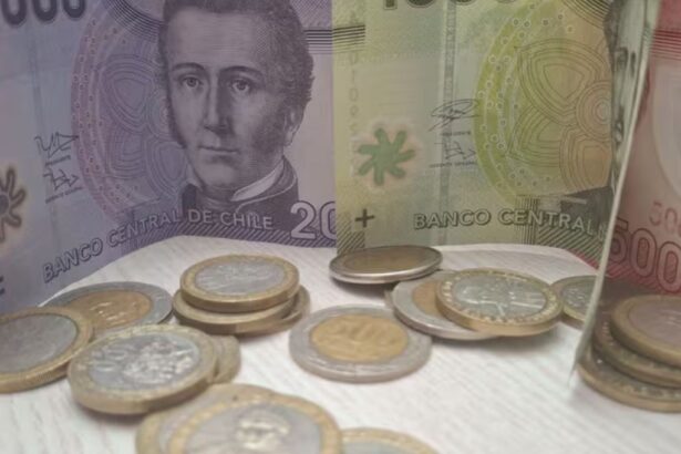 IPS entrega bono de $445.000 a adultos mayores con 50 años de matrimonio: revisa cómo solicitarlo