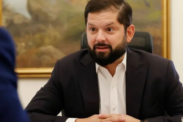 Boric convoca a reunión en La Moneda por posible impacto en Chile de la guerra comercial global