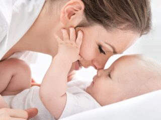 Día de la Madre 2025 en Chile: Descubre Cuándo y Cómo Celebrarlo con Ofertas y Actividades Especiales