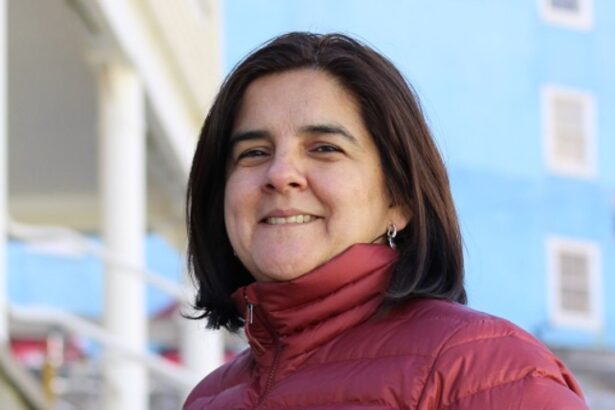Claudia Garrido rompe barreras en Chile: primera mujer gerenta general de Fundición Chagres en Anglo American, impulsando diversidad y sostenibilidad en la minería