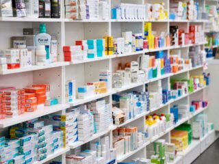 Ley Cenabast 2020: Cómo Reduce Costos y Amplía el Acceso a Medicamentos en Chile