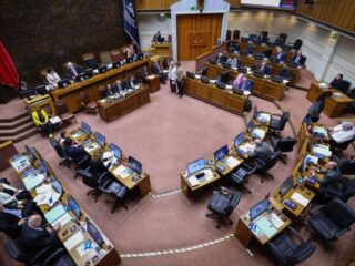 Senado aprueba extensión de subsidio eléctrico para familias vulnerables y pymes: Conoce los detalles del proyecto que beneficiará a millones