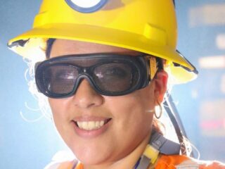 Adecco Chile Impulsa la Equidad de Género en Expomin 2025: Programas Innovadores para Fortalecer el Talento Femenino en la Minería