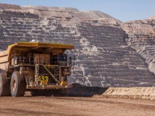Codelco revoluciona la minería: Automatización total en el cambio de triconos aumenta seguridad y eficiencia en la División Andina