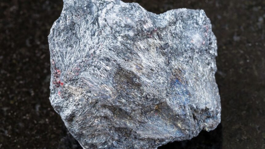 GoldMining revela hallazgo de antimonio en Proyecto Crucero, Perú, potenciando su valor ante la escasez global del metal