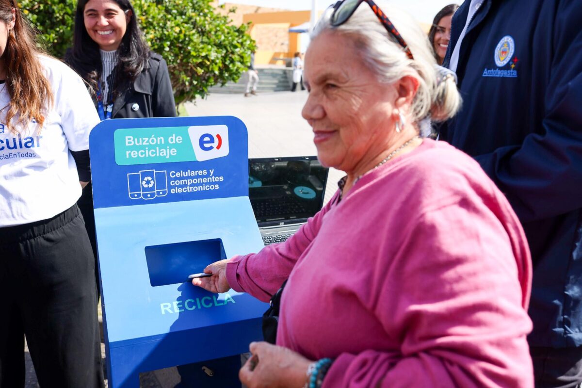 ¿Celulares olvidados en el cajón? “Ruta Circular” de Entel recorrerá Chile recolectando equipos en desuso ¿Celulares olvidados en el cajón? “Ruta Circular” de Entel recorrerá Chile recolectando equipos en desuso