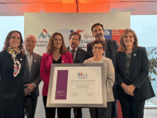 Antofagasta Minerals: Pionera en equidad laboral y conciliación familiar.