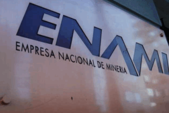 ENAMI recibe US$25 millones para modernización y sostenibilidad en la minería.