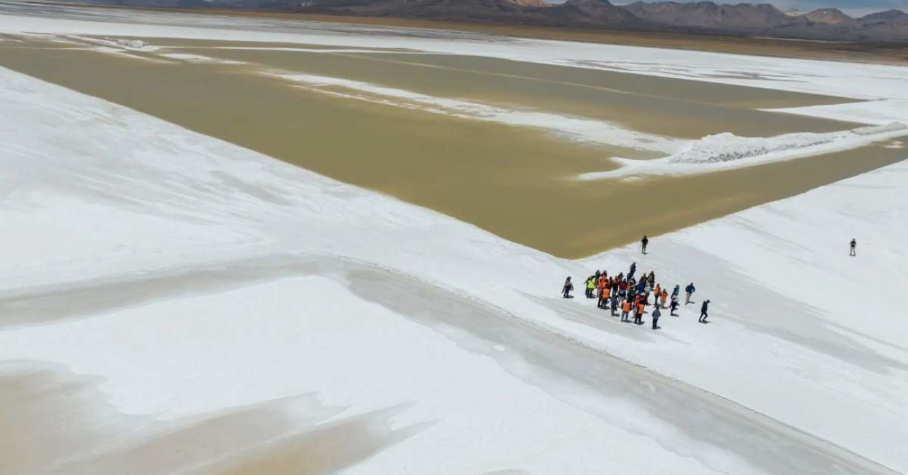 Avanzan conversaciones entre CDE y Quiborax por daño ambiental en Salar.