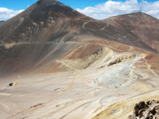 Descubren enorme yacimiento de cobre, oro y plata en Filo del Sol.