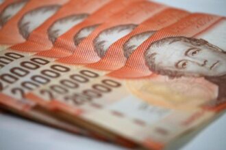 Adultos mayores pueden recibir bono mensual de $214.000: Revisa si cumples los requisitos