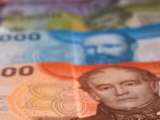 Familias reciben hasta $58.000 con el Bono Base Familiar: Revisa si tienes el pago pendiente de mayo