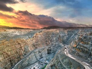 Descubrimiento en Australia: hallan el mayor yacimiento de hierro del mundo valorado en 5,6 billones de euros