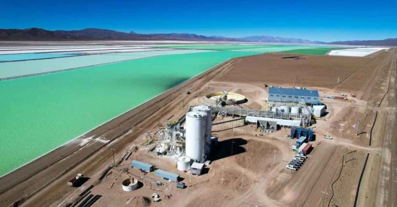 Producción de litio en Argentina crecería 77% en 2025: Proyección del sector minero