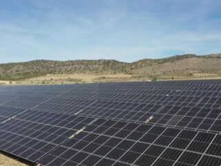 Aprueban megaproyecto fotovoltaico Valle de las Estrellas en Calama: inversión bordea los US$20 millones