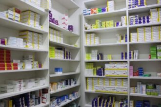 Hasta un 90% más baratos: los 18 medicamentos que están con descuentos durante este invierno
