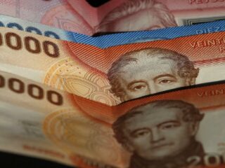 Salario mínimo llegaría a $539 mil en 2026: Cámara aprueba proyecto y lo envía al Senado