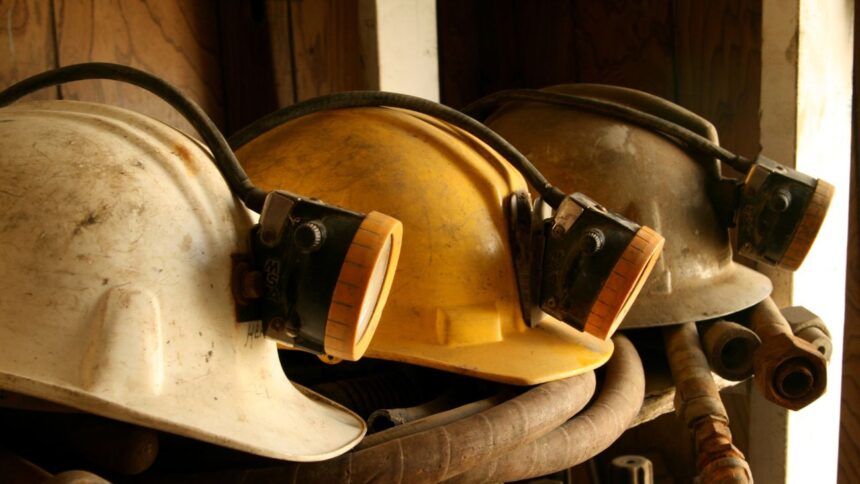 Codelco Salvador celebra el Día del Trabajo con un videoclip musical: "Rajo Inca: fuerza, Codelco, corazón" honra a mineros en Spotify y redes sociales
