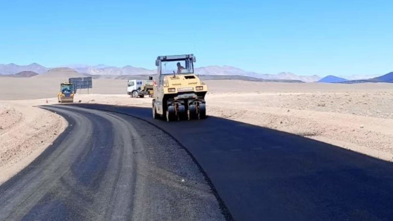 Gobernador Raúl Jalil impulsa desarrollo en Catamarca con asfaltado de Ruta 43, vital para turismo y minería del litio
