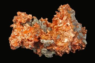 Descubrimiento de Gigantesco Depósito de Cobre en la Meseta Qinghai-Xizang: China Refuerza su Dominio en el Mercado Global Amid Desafíos de Extracción