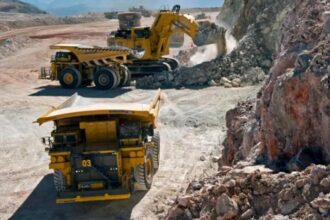 Antofagasta lidera crecimiento económico en Chile: Más de 126,000 empleos en minería impulsan desarrollo y diversidad