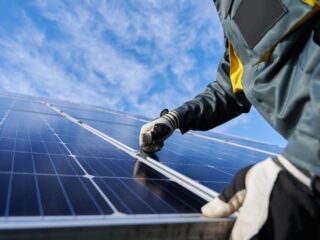 Argentina Acelera su Transición Energética con Proyectos de Energía Solar y Almacenamiento en 2023